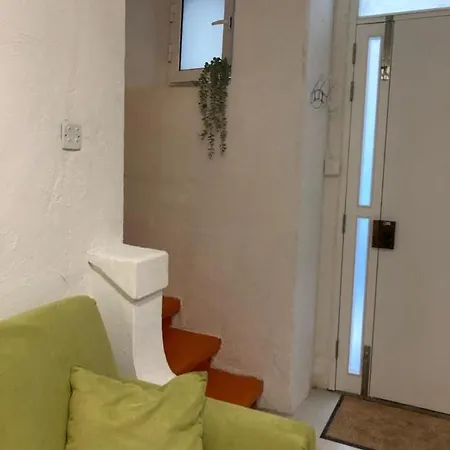 Cosy 1 Bedroom Maisonette In The Heart Of * Valletta