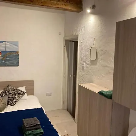 Cosy 1 Bedroom Maisonette In The Heart Of Apartment Valletta