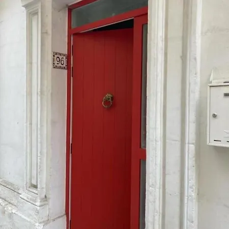 Apartment Cosy 1 Bedroom Maisonette In The Heart Of