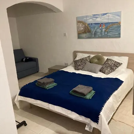 Cosy 1 Bedroom Maisonette In The Heart Of דירה ואלטה