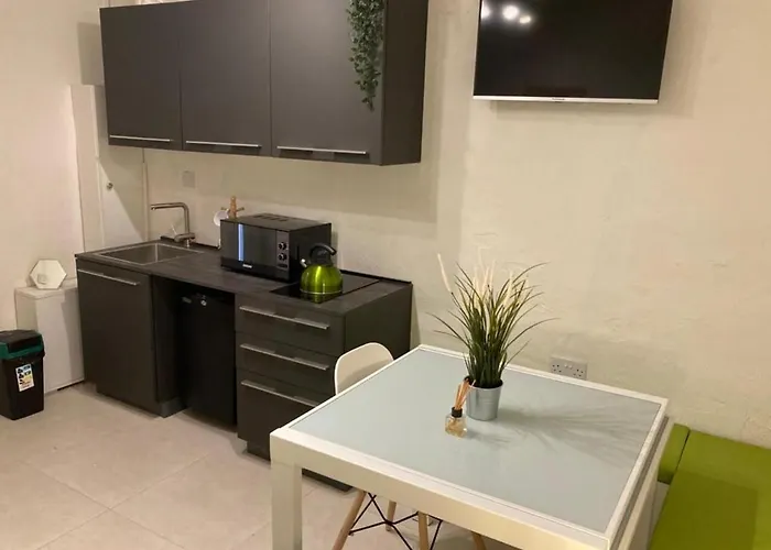 Apartament Cosy 1 Bedroom Maisonette In The Heart Of